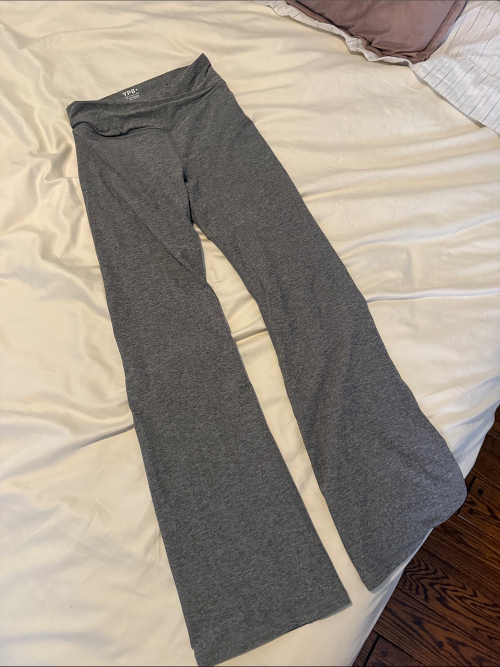 Abercrombie YPB Gray Flare Lounge Pants Size Small Short